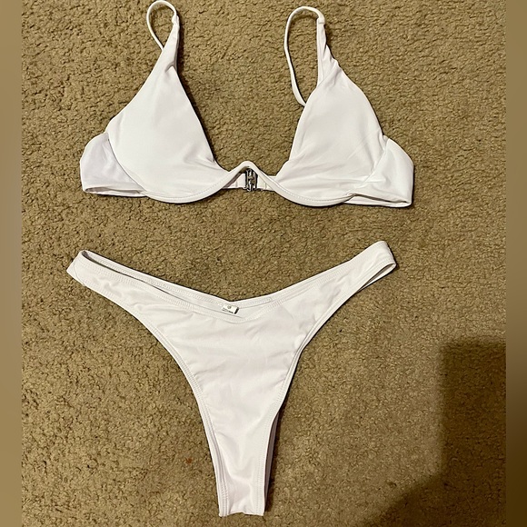 White underwire high cut bikini size large - Picture 2 of 6